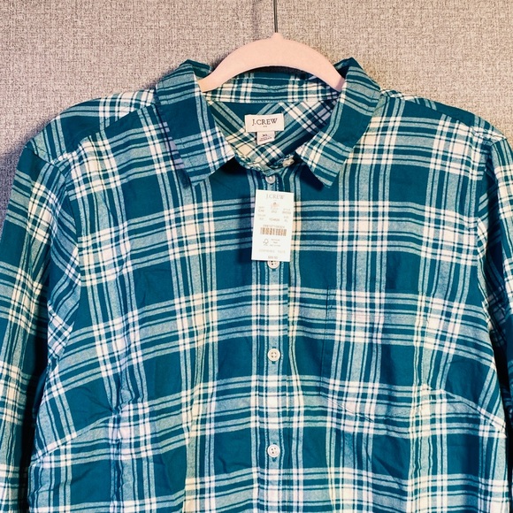 NEW J. Crew XL Women’s Plaid Flannel Soft Cotton Button Front Shirt - Picture 2 of 7